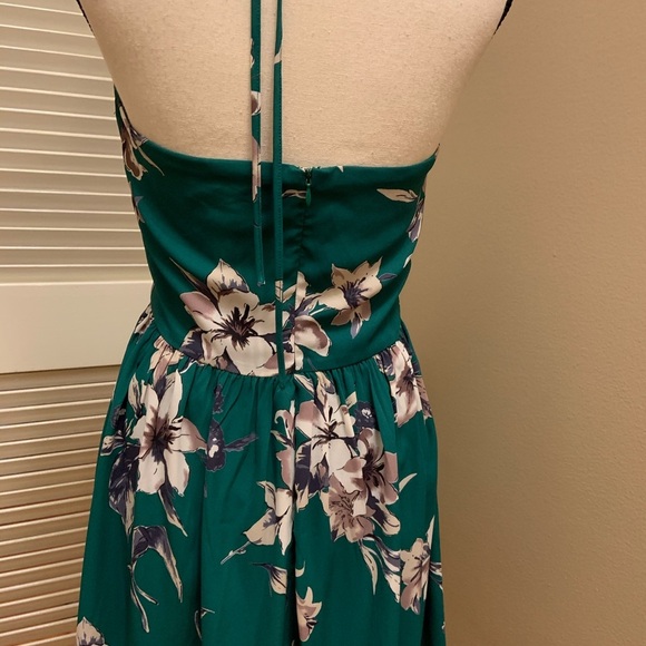 77. Sugar + Lips Green Spaghetti Halter Dress - Picture 7 of 12